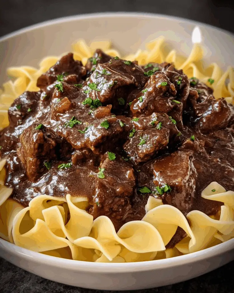 CROCKPOT BEEF TIPS AND NOODLES Recipe