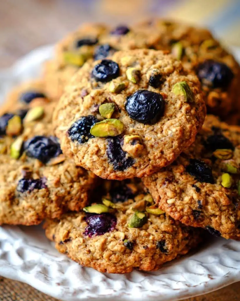 Blueberry Pistachio Oatmeal Cookies Recipe