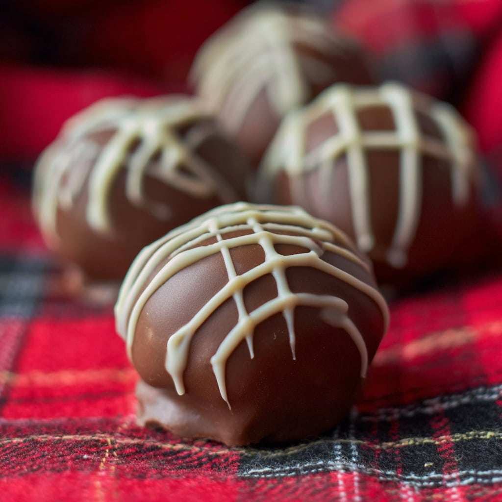 Martha Washington Candy Delight Recipe - Recipe Image