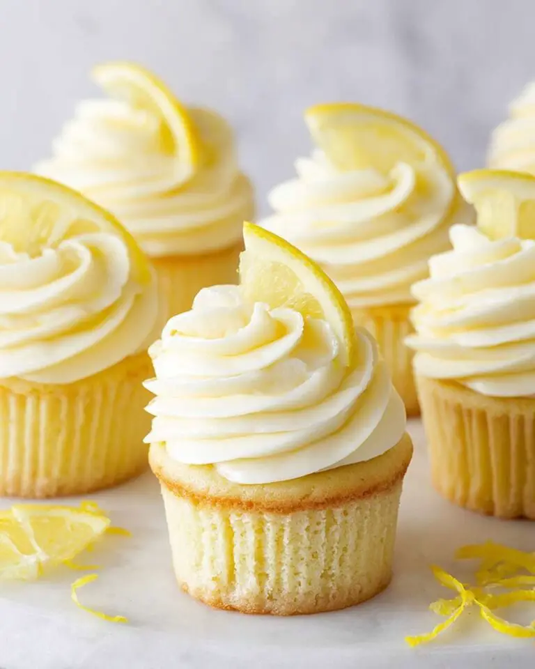 Lemon Cupcakes with Lemon Buttercream Frosting Recipe